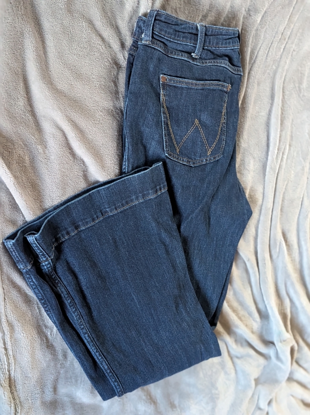 Wrangler Retro High Rise Trousers - Picture 2 of 6